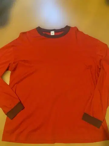 에디피스 빨간색 크루넥 긴팔 티셔츠 사이즈 1