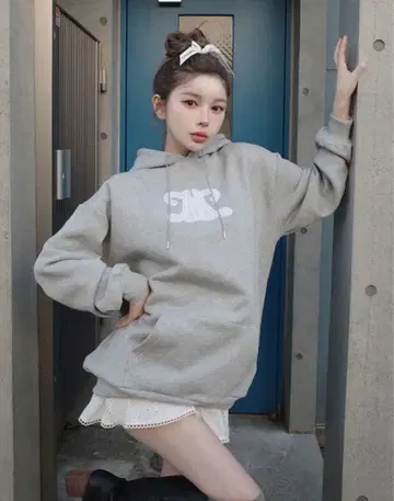 레이스업 아플리케 로고 후디