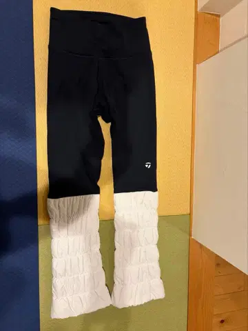 레깅스 M 사이즈 블랙/화이트