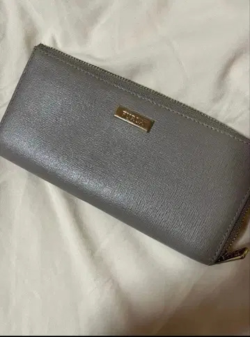 FURLA 그레이 장지갑 지퍼 포함