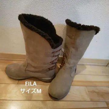 FILA 베이지 스웨이드 어그 부츠