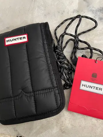 미사용 새상품 HUNTER 인트레피드 퍼퍼폰 파우치