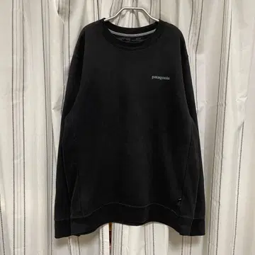patagonia 블랙 크루넥 트레이닝복
