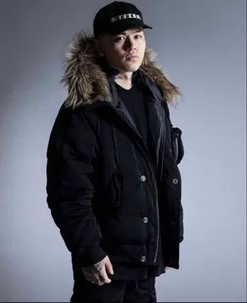 breath 다운 자켓 n2b T-Pablow 착용 퍼 다운