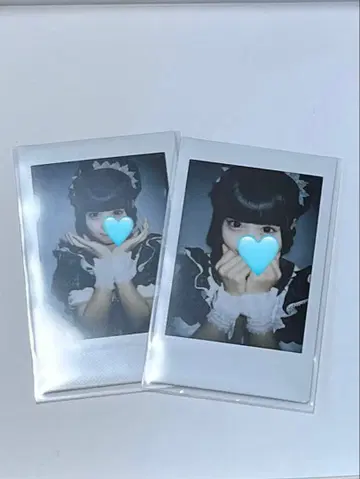 iLiVE! 9월 특별 의상 란 폴라로이드 무지개 깃털 미니