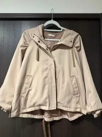 Axes femme 후드티 베이지