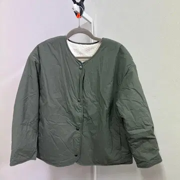 올리브 그린 퀼팅 보아 리버서블 자켓 3XL