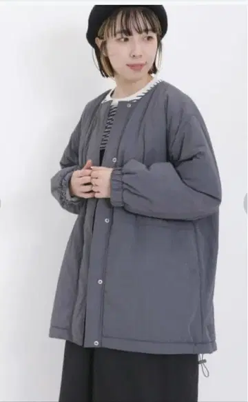 사만사 모스모스 나일론 X 플리스 리버서블 노카라 블루종