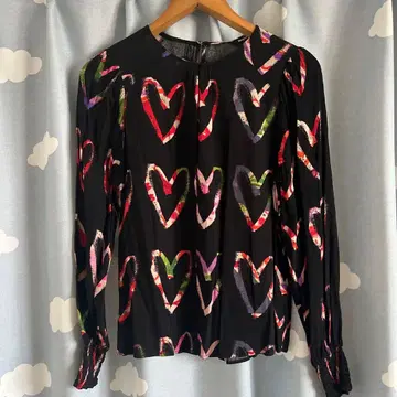 데시구알 미사용 새상품 블라우스