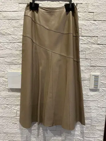 MON DIMANCHE 양가죽 램 가죽 롱 스커트 64 베이지