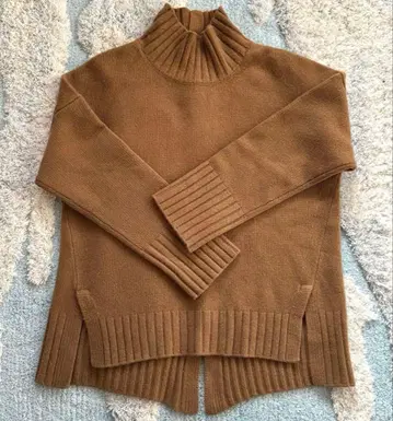 프리미어 아롱디스망 캐시미어 울 하이넥 니트