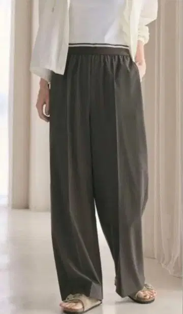 뷰티 앤 유스 라인 밴딩 워셔블 팬츠 xs