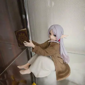 장송의 프리렌 Desktop Cute 피규어 프리렌 룸웨어