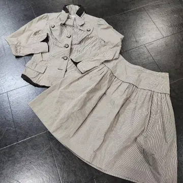 새상품급 HIROKO KOSHINO 셋업 체크 플레어 스커트 42.40