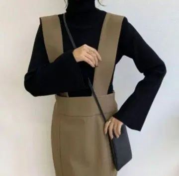 BLATE 브라 슬림 하이넥 블랙 새상품