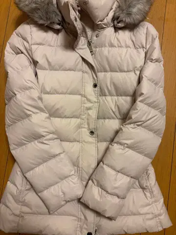 Tommy Hilfiger 후드 부착 다운 자켓