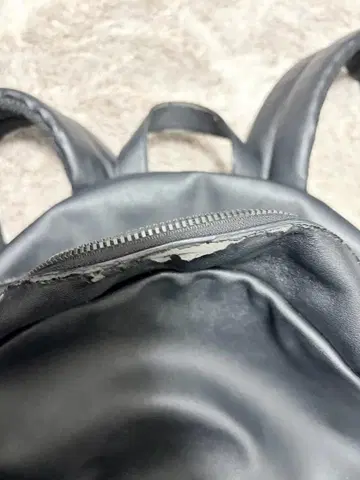 TOMMY HILFIGER 블랙 백팩