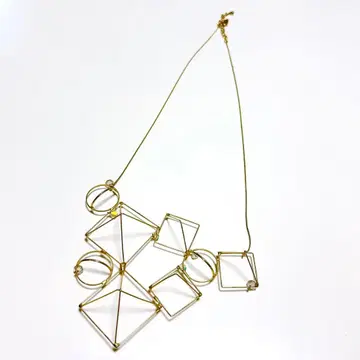 [ 새상품급 ] bulle de savon 기하학 골드 목걸이 뷔르데사봉