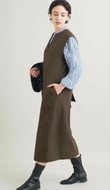 BEAUTY&YOUTH 키넥 프론트 슬릿 오버롤 스커트 M