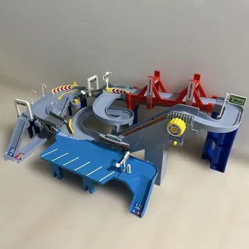 토미카 월드 코스가 늘어나는! 2WAY 활기찬 고속도로