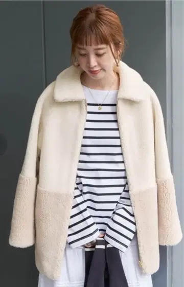 BC 재고*베이지 리버서블 무스탕 코트