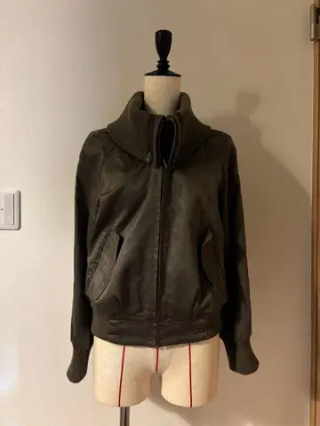 미셸 크라운 아우터