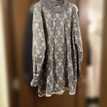 안도라부 꽃무늬 프린트 긴팔 튜닉 3L