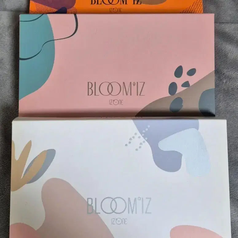Iz*one BLOOM*IZ 3 types (unsealed)