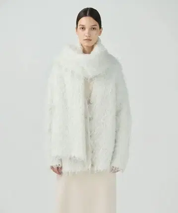 미사용 새상품 샤기 니트 가디건 & 스톨 세트