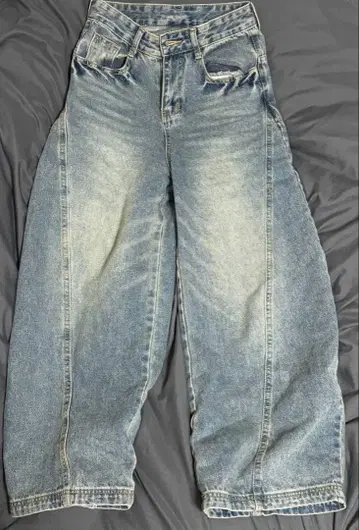 에스터 코드 배기 데님