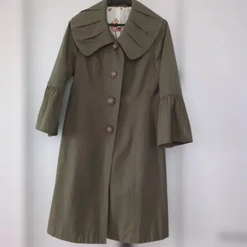 로이스크레용 올리브색 플레어 슬리브 트렌치코트