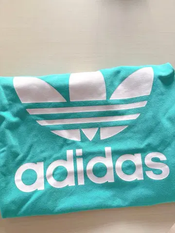 adidas S 셔츠