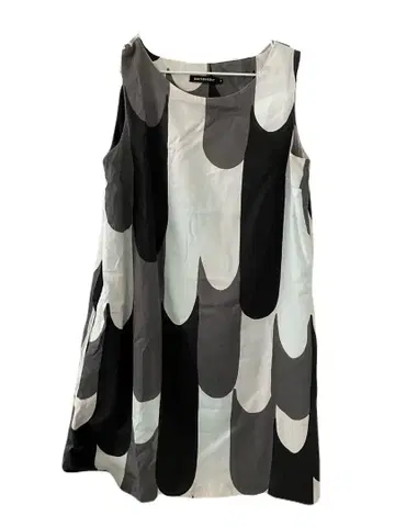 marimekko (리타리) 슬리브리스 원피스 사이즈 38