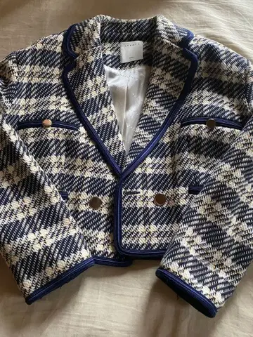 Sandro Paris 체크 무늬 트위드 자켓