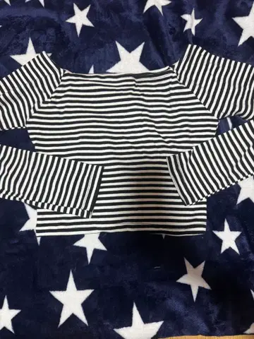 MIRROR9 크롭 상의