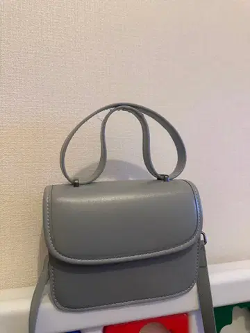 ZARA 톤 다운 블루 백