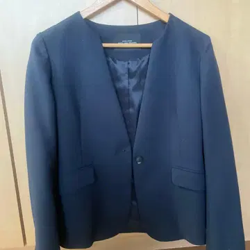 UNITED ARROWS 그린 라벨 노카라 자켓과 스커트 세트