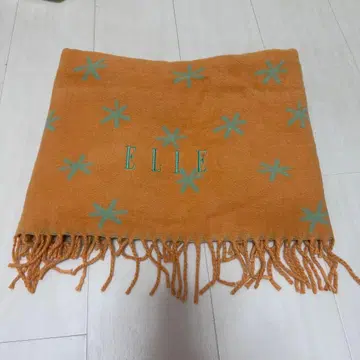 ELLE 별 모양 머플러