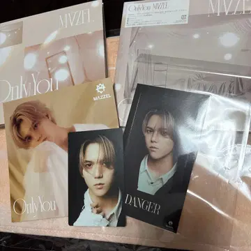 MAZZEL RAN [ 일반ver 유니버셜반 ]