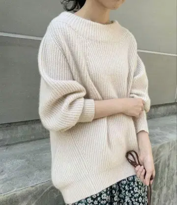 [ 새상품급 ] SLOBE IENA 라쿤 혼방 뉴앙스 오버 풀오버