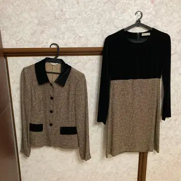 트위드 벨벳 자켓과 드레스 세트