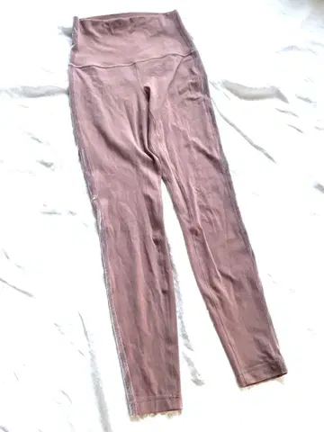 룰루레몬 아라이 팬츠 벨벳 사이즈 6