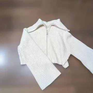 완판템 스타일 미키서 카라 부착 W 지퍼 가디건