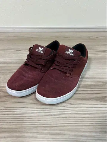 SUPRA 스니커즈