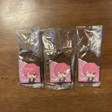 Naiko 아크릴 키링 3개 세트