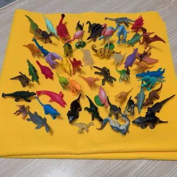 선착순 공룡 피규어 묶음 판매