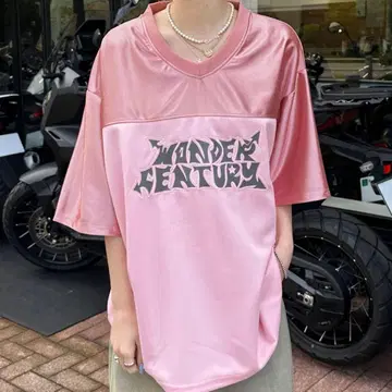 sedacle 글로시 유니폼 TEE