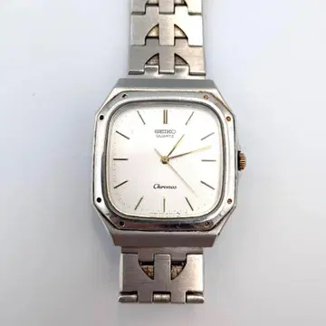 M2500421 SEIKO 크로노스 쿼츠 손목시계