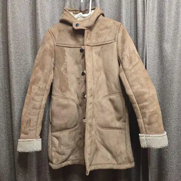 Coen 후드 부착 무스탕 코트 L 사이즈