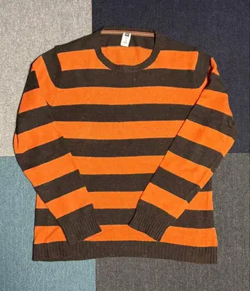 00'sGAP 오렌지 브라운 스트라이프 크루넥 스웨터 M